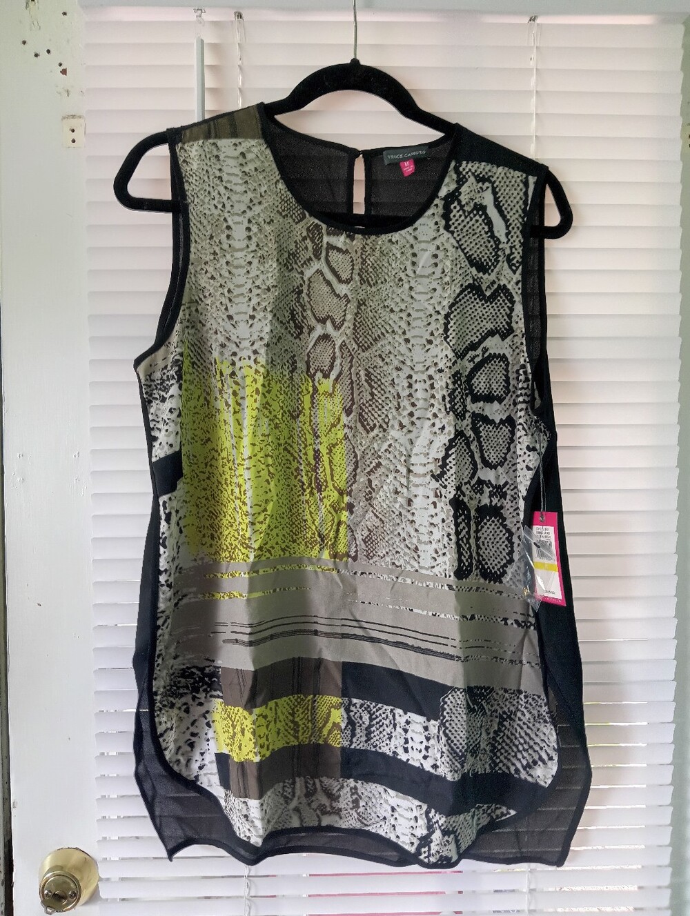 NWT Vince Camuto Blouse Snake Print Tank Top